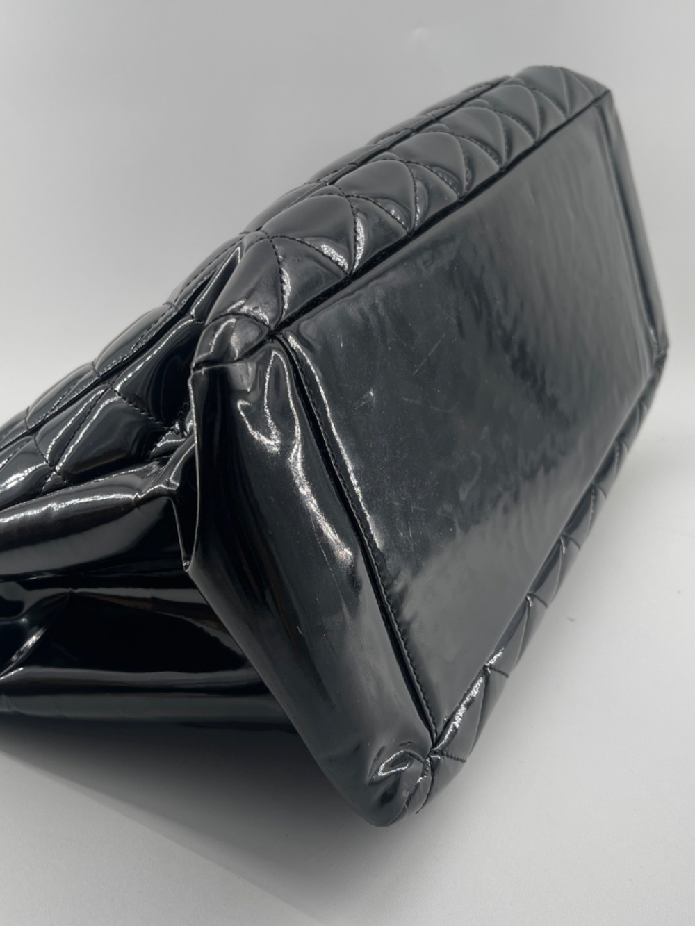 Chanel Grand Shopping Tote - Picture 3 of 12